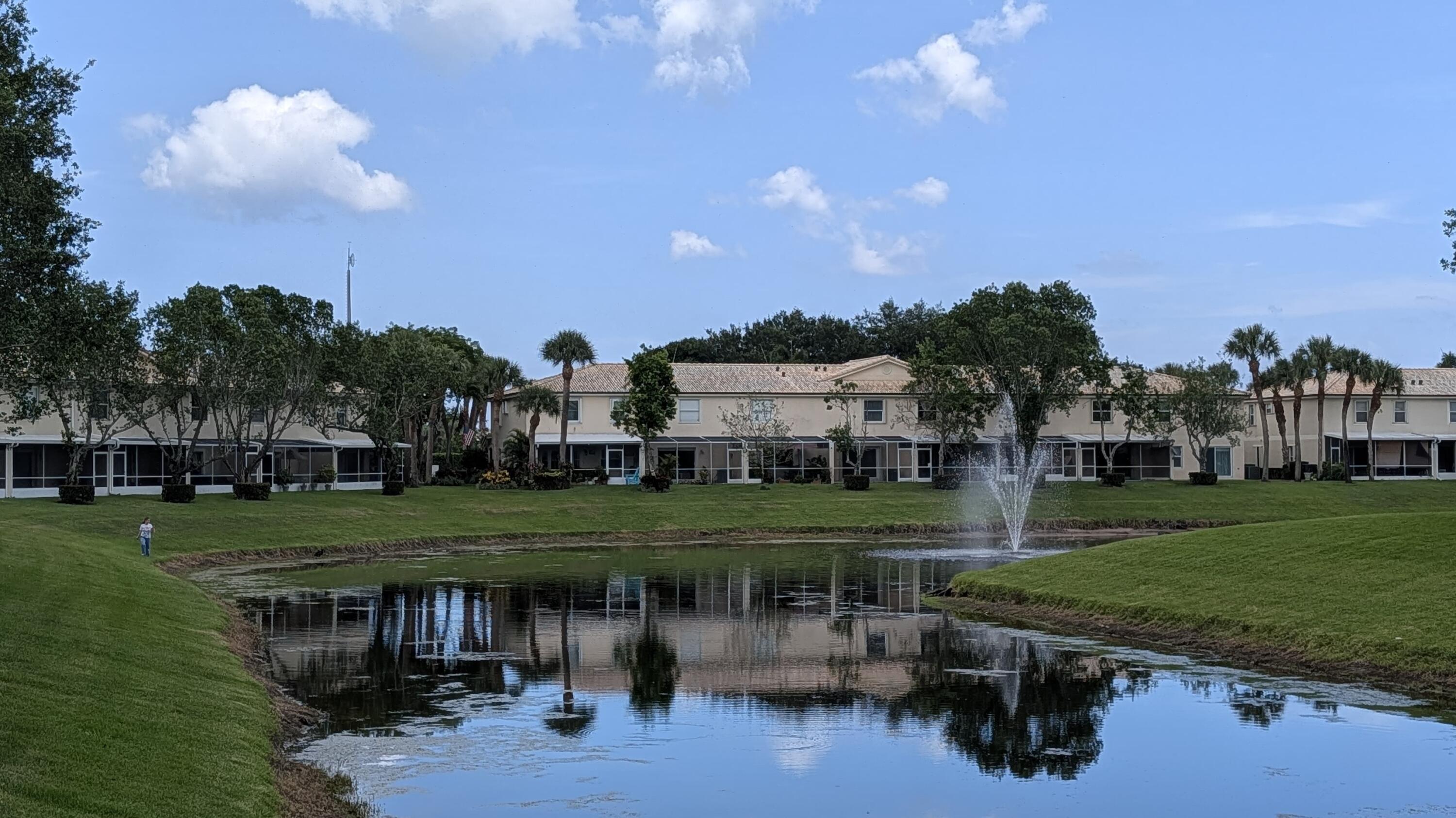 346 Timberwalk Trail Jupiter, FL 33458 - Photo 4 of 39 WhatsApp Image 2026-06-15 at 15.24.08