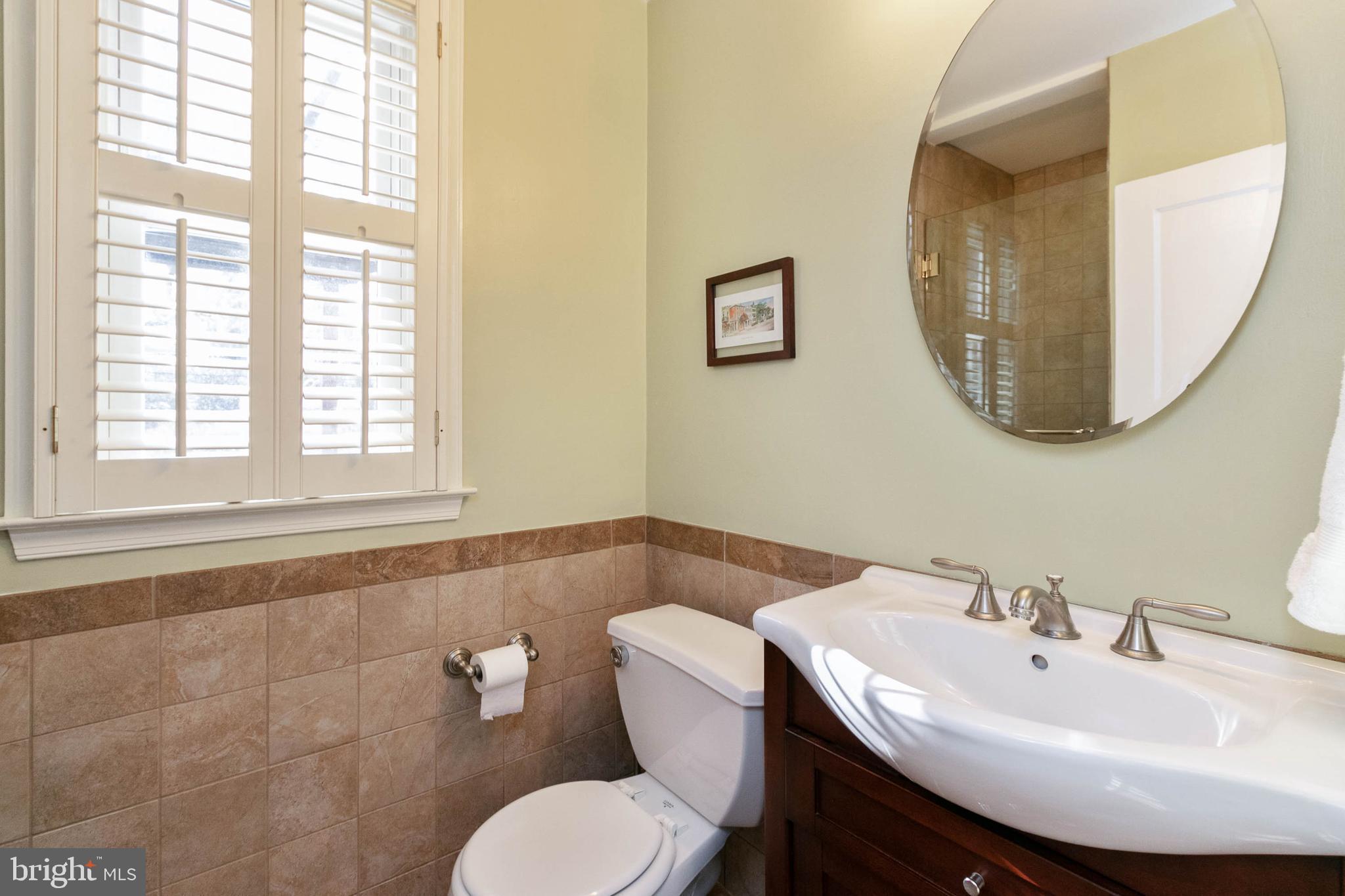 319 North Providence Road Wallingford, PA 19086 - Photo 15 of 30 Main Floor Bathroom