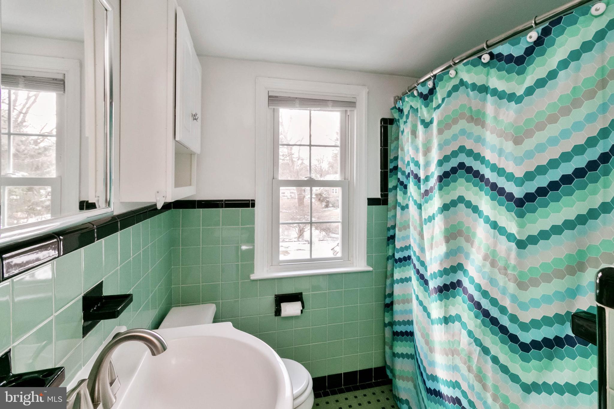 319 North Providence Road Wallingford, PA 19086 - Photo 21 of 30 Bathroom (Upper Floor)