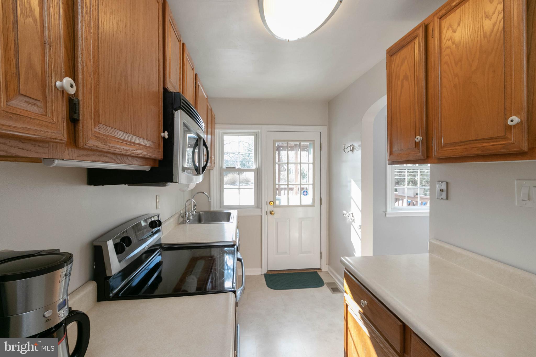 319 North Providence Road Wallingford, PA 19086 - Photo 8 of 30 Kitchen