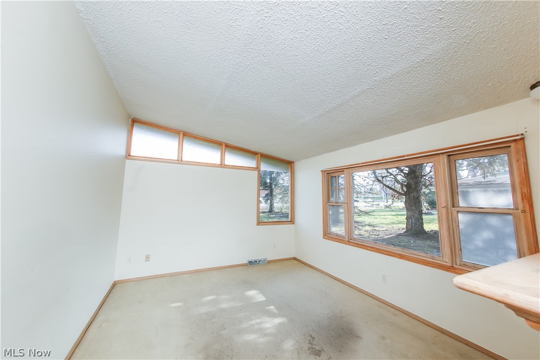 6486 Jaycox Road North Ridgeville, OH 44039 - Photo 11 of 25