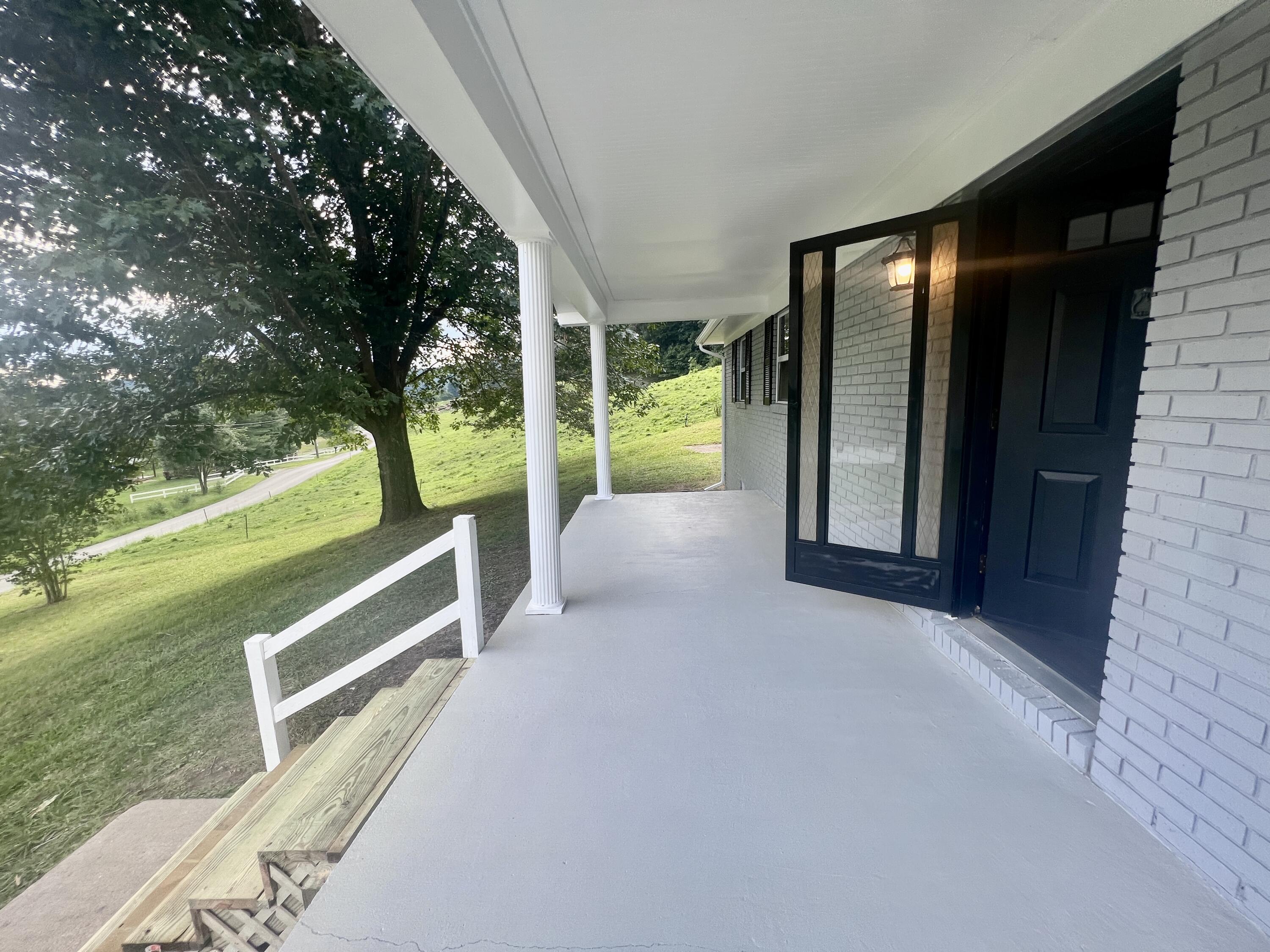 585 Valentine Branch Road Cannon, KY 40923 - Photo 8 of 28 34B20210-0D98-446C-9841-50B2CDE8B825