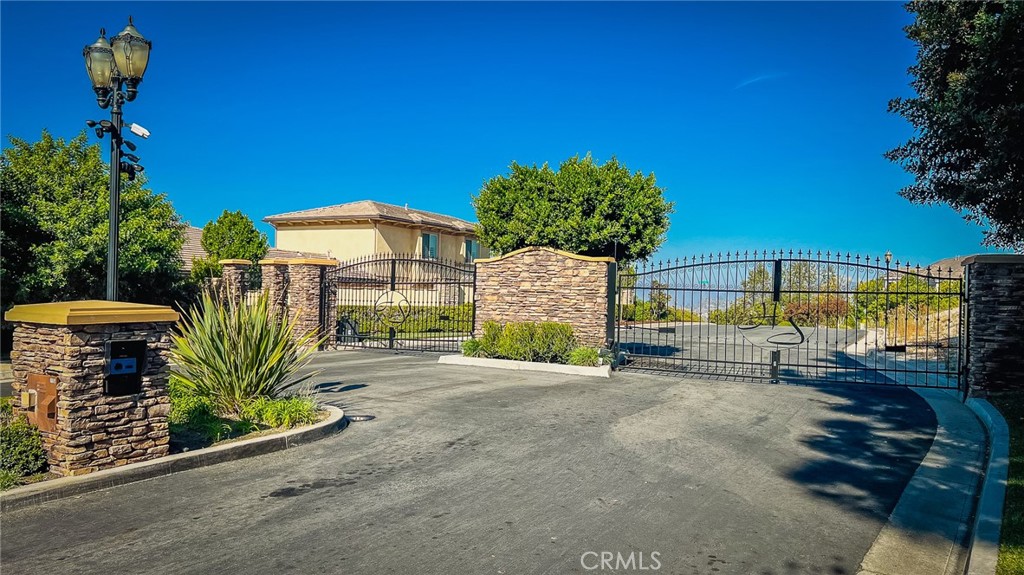 670 Pinnacle Ridge Road Riverside, CA 92506 - Photo 20 of 75