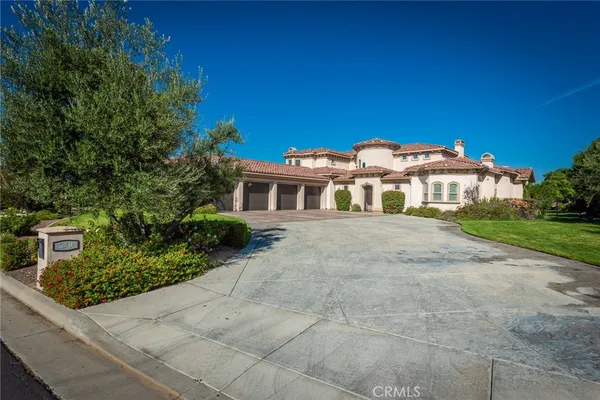 $2,375,000 | 670 Pinnacle Ridge Road, Riverside, CA 92506