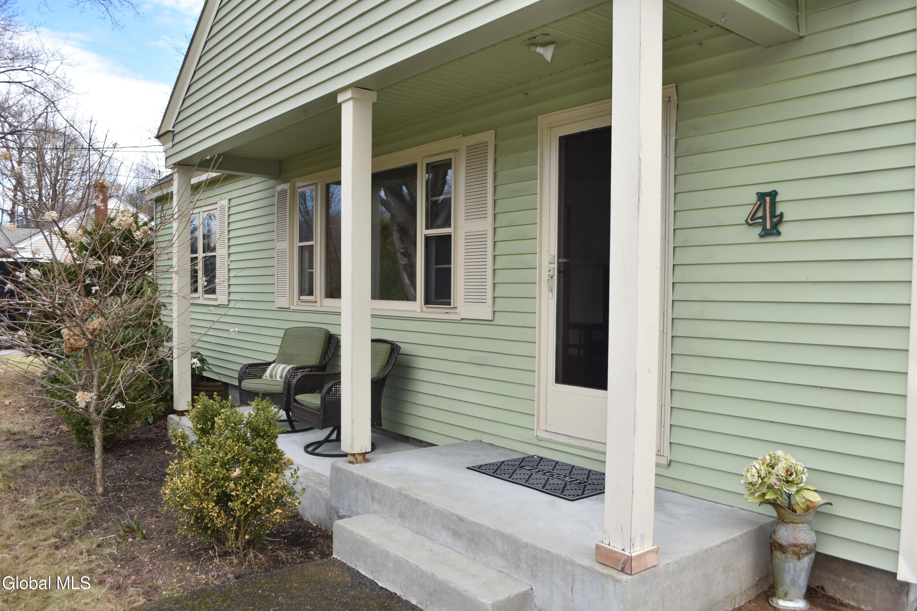 4 Fowler Lane Wilton, NY 12831 - Photo 2 of 26 DSC_0103
