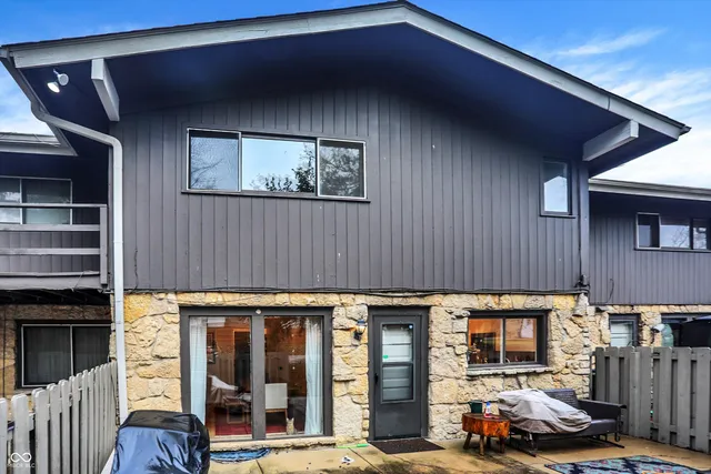 $299,999 | 5212 Nob Lane, Indianapolis, IN 46226