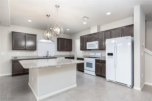 $2,350 | 9857 Mercer Ests Court, Las Vegas, NV 89141