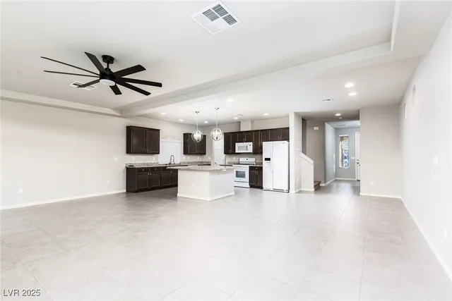 $2,350 | 9857 Mercer Ests Court, Las Vegas, NV 89141