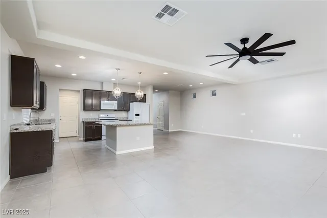 $2,350 | 9857 Mercer Ests Court, Las Vegas, NV 89141