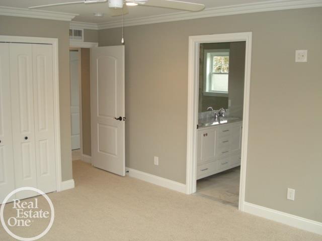 92 Muir Road Grosse Pointe Farms, MI 48236 - Photo 35 of 48
