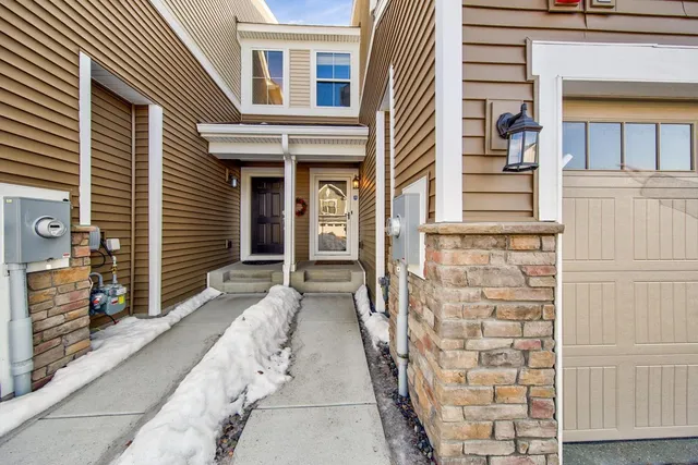 $2,845 | 18887 72nd Place North, Maple Grove, MN 55311