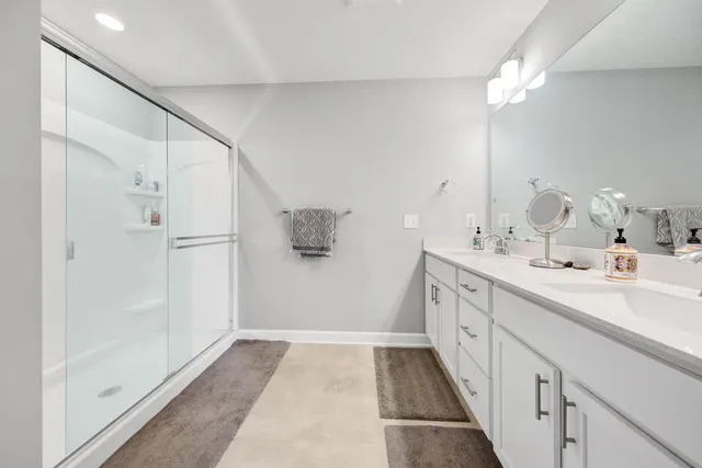 $2,845 | 18887 72nd Place North, Maple Grove, MN 55311