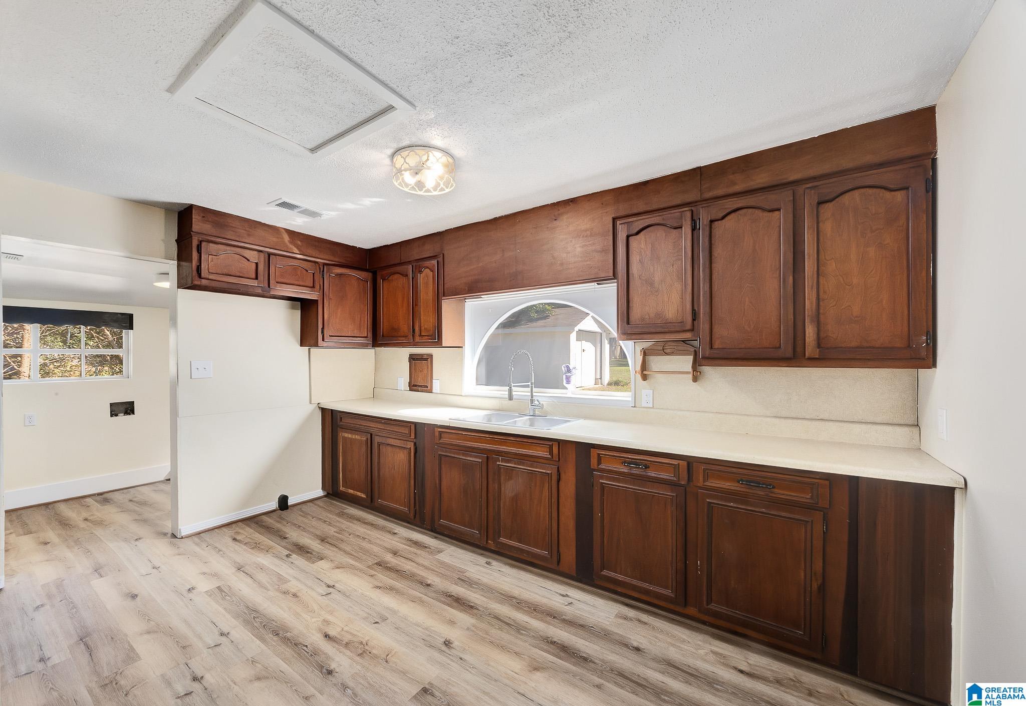 5901 Lantrip Drive Bessemer, AL 35023 - Photo 5 of 22