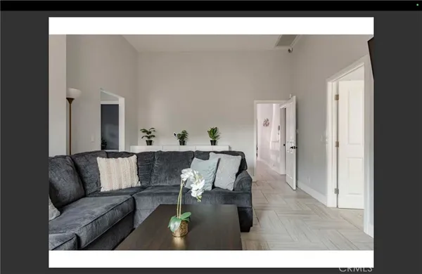 $7,500 | 712 North Fuller Avenue, West Hollywood, CA 90046