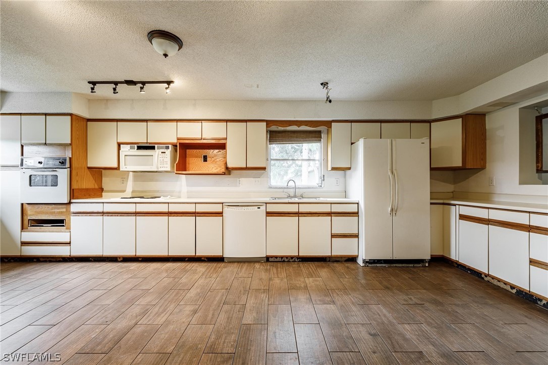 14411 Park Road Fort Myers, FL 33905 - Photo 19 of 28 Gallery Image 19