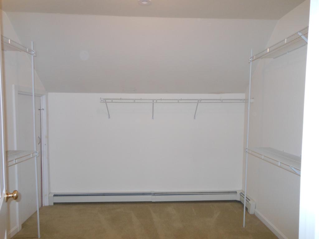 4 Newfane Road Bedford, NH 03110 - Photo 19 of 36