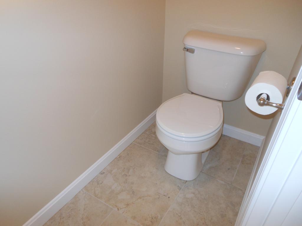 4 Newfane Road Bedford, NH 03110 - Photo 24 of 36