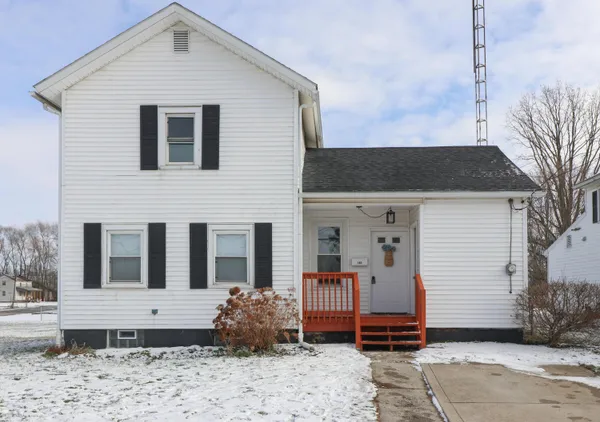 $151,000 | 185 Broadway Street, Shelby, OH 44875