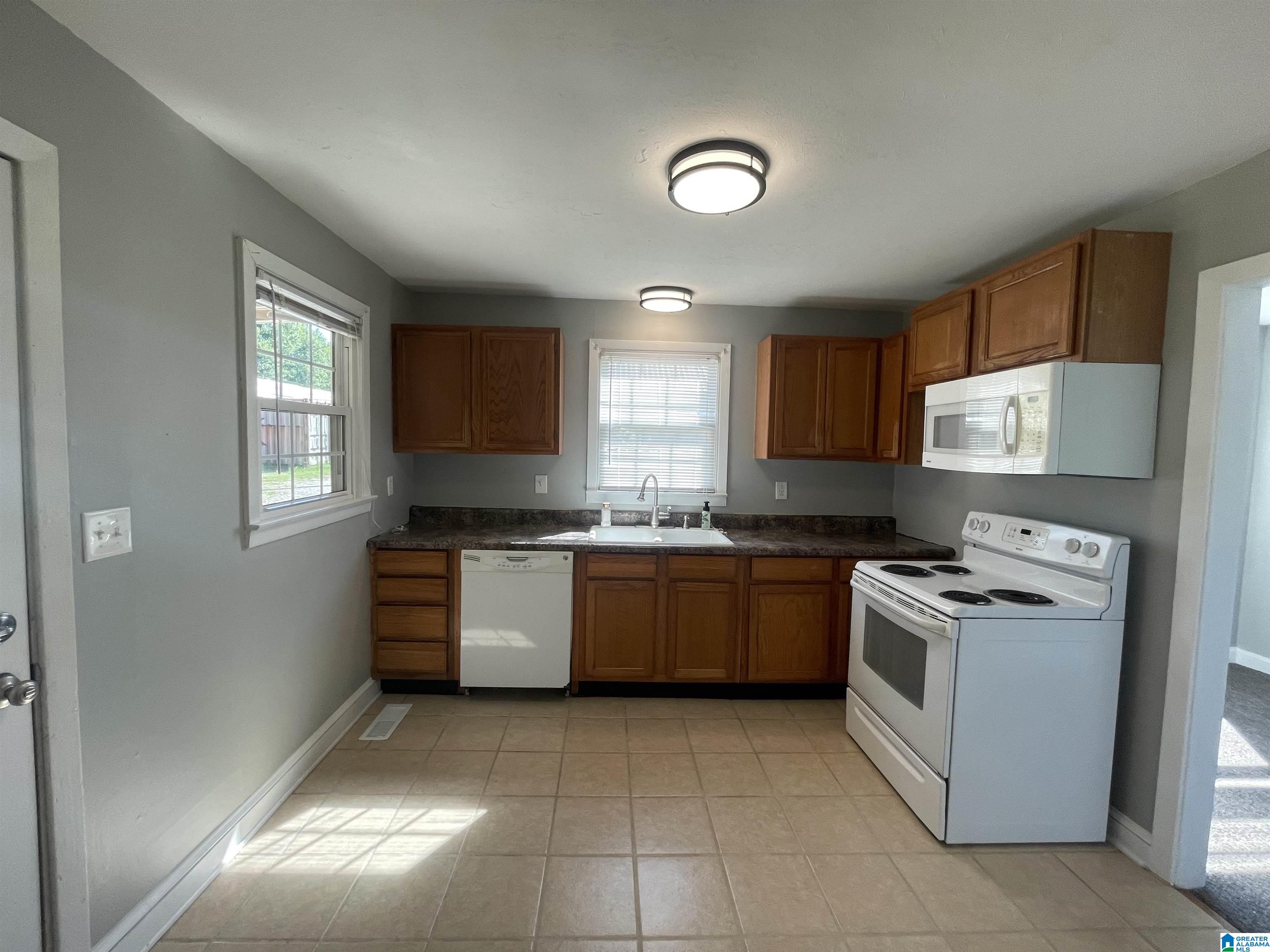 124 Airport Road Oxford, AL 36203 - Photo 5 of 16