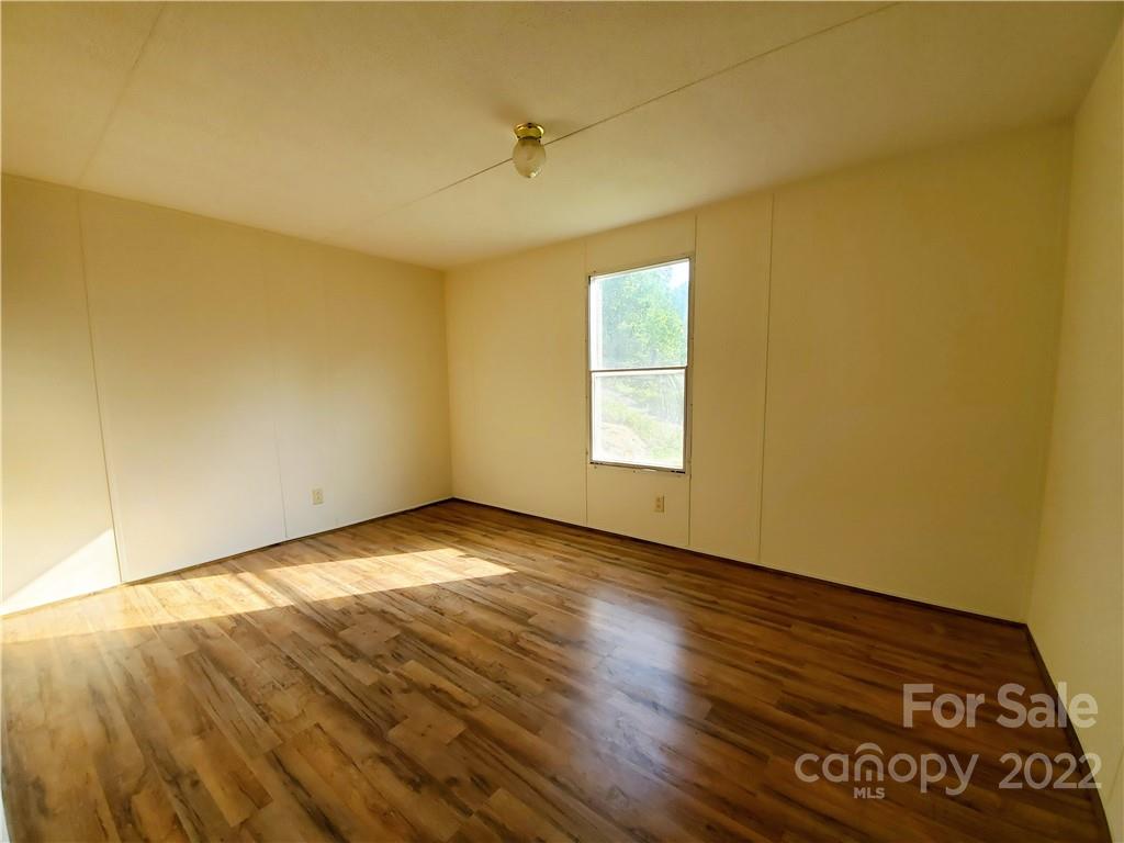 66 Bud Swann Road Marshall, NC 28753 - Photo 10 of 14 Gallery Image 10