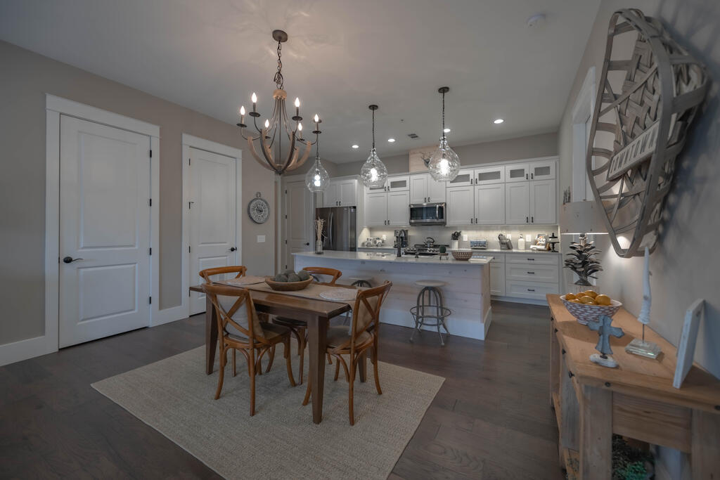 116 West Main Street, Unit 3E Blue Ridge, GA 30513 - Photo 6 of 22 Gallery Image 6
