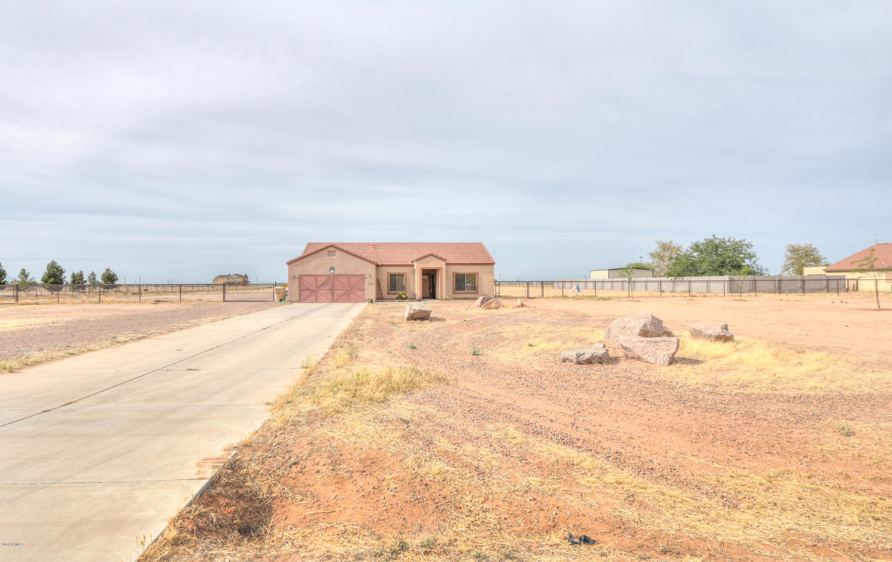 34710 West Eclipse Road Stanfield, AZ 85172 - Photo 8 of 46 Main House w/ Large Concrete Drive