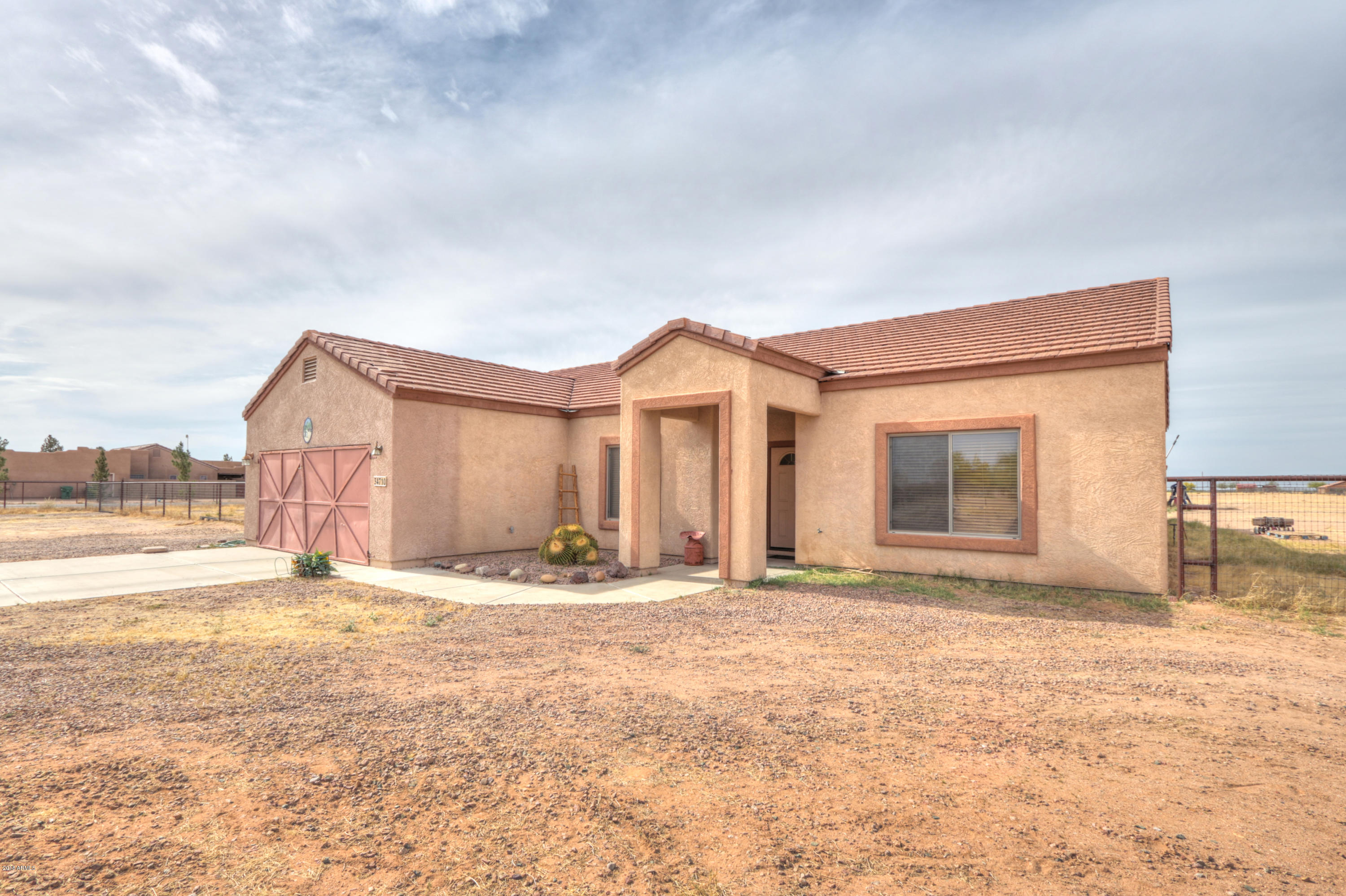 34710 West Eclipse Road Stanfield, AZ 85172 - Photo 9 of 46 Main House 1733 Sqft