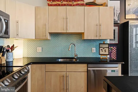 $279,000 | 1100 South Broad Street, Unit 415C, Philadelphia, PA 19146