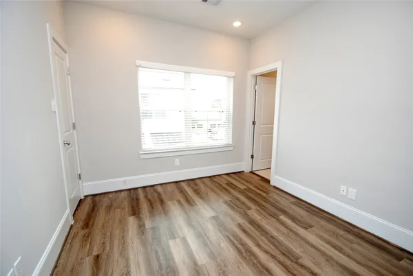 $3,000 | 1270 North Post Oak Road, Unit A, Houston, TX 77055