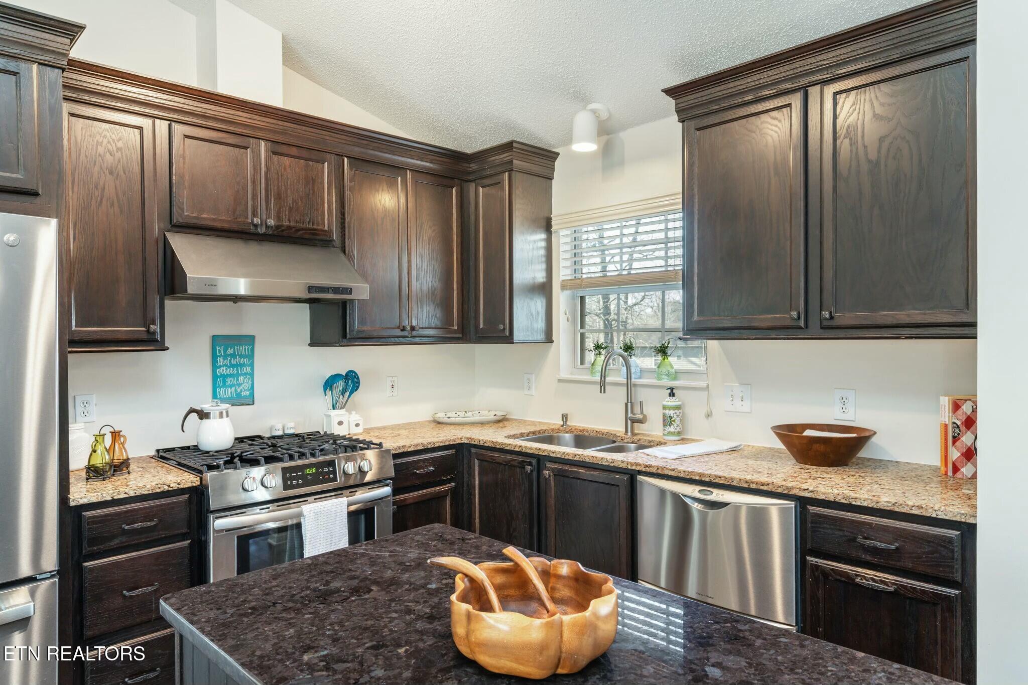 7809 Signal Station Road Knoxville, TN 37920 - Photo 14 of 39 Kitchen
