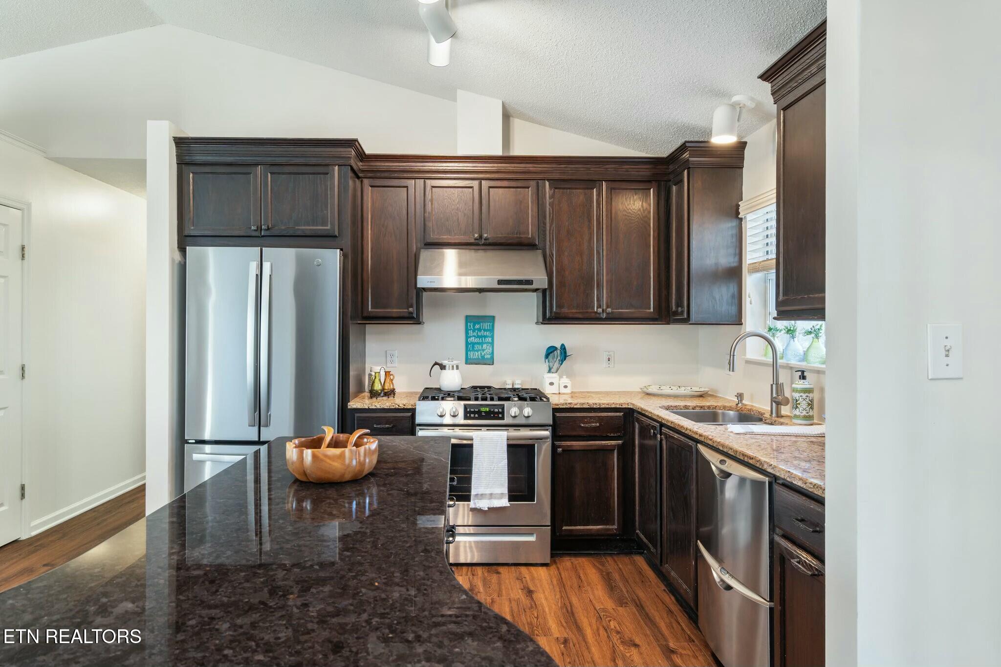 7809 Signal Station Road Knoxville, TN 37920 - Photo 15 of 39 Kitchen