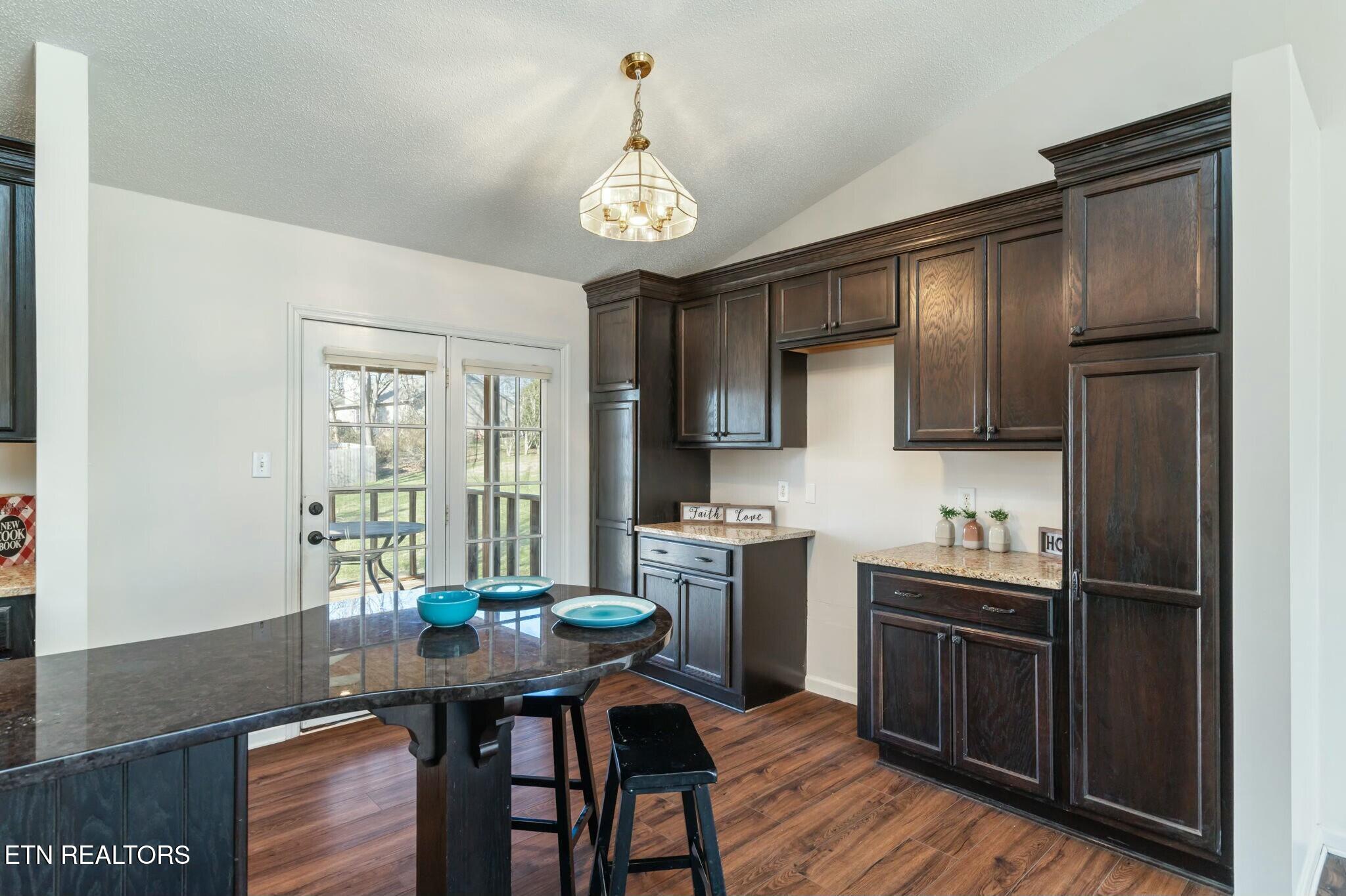 7809 Signal Station Road Knoxville, TN 37920 - Photo 17 of 39 Kitchen dining