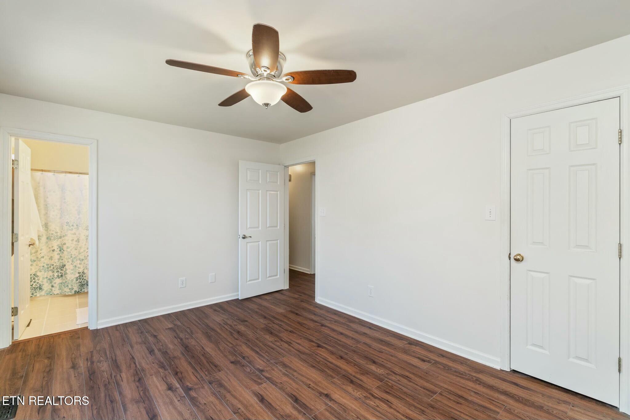 7809 Signal Station Road Knoxville, TN 37920 - Photo 27 of 39 Master Bedroom