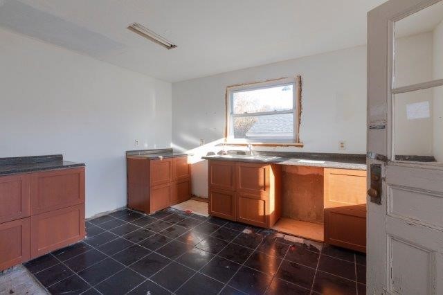 474 South Main Street Woonsocket, RI 02895 - Photo 19 of 29