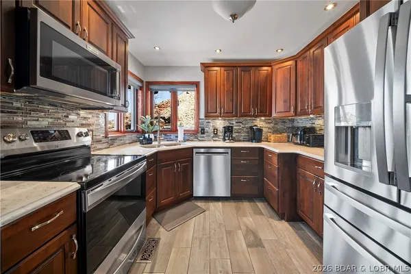 $1,099,995 | 498 Wilmore Road, Lake Ozark, MO 65049