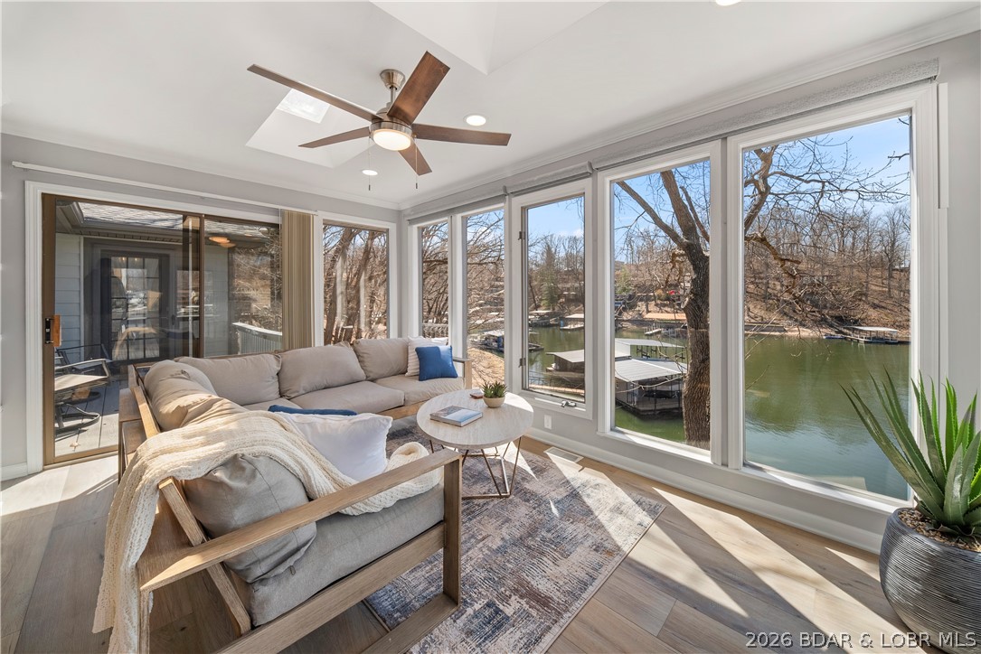 498 Wilmore Road Lake Ozark, MO 65049 - Photo 40 of 57 Light & Bright in sunroom thanks to sunlights and