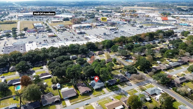 $279,000 | 206 Elmwood Drive, Lafayette, LA 70503