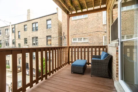 $350,000 | 6151 North Glenwood Avenue, Unit 205, Chicago, IL 60660