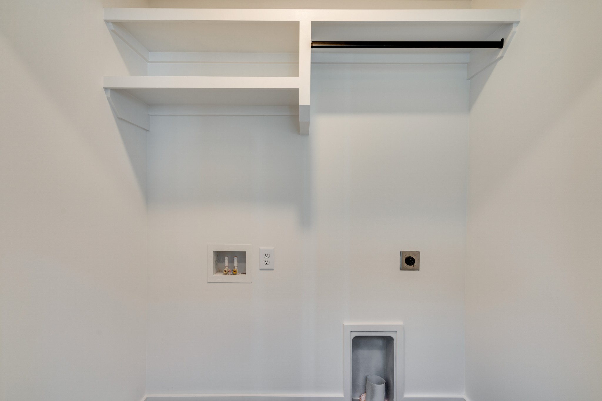 411 High Street Nashville, TN 37211 - Photo 19 of 32 a view of a small space