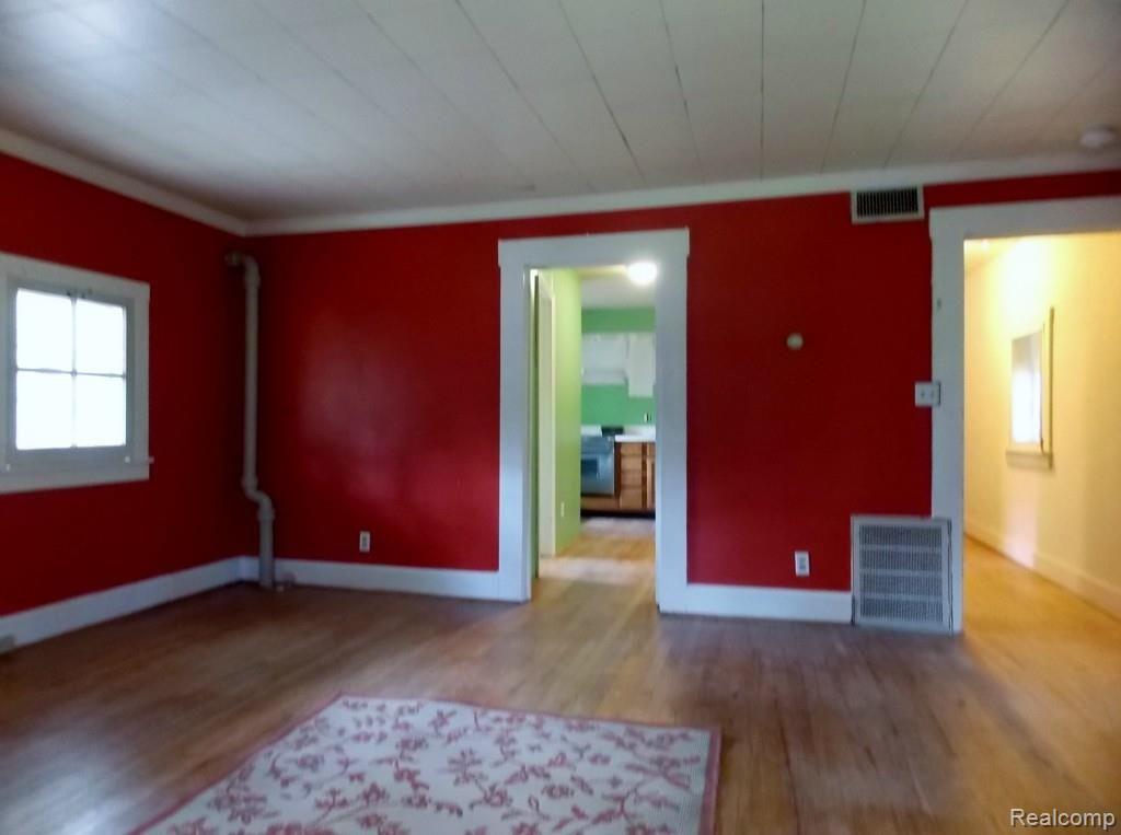 1431 Washington Road Rochester, MI 48306 - Photo 49 of 75 Guest Suite?...Rental Income?.....Artists Studio?