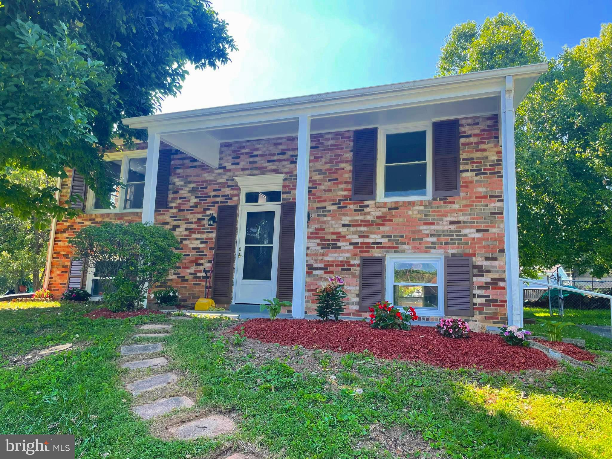 124 Rawlings Road Gaithersburg, MD 20877 - Photo 1 of 46 Gallery Image 1