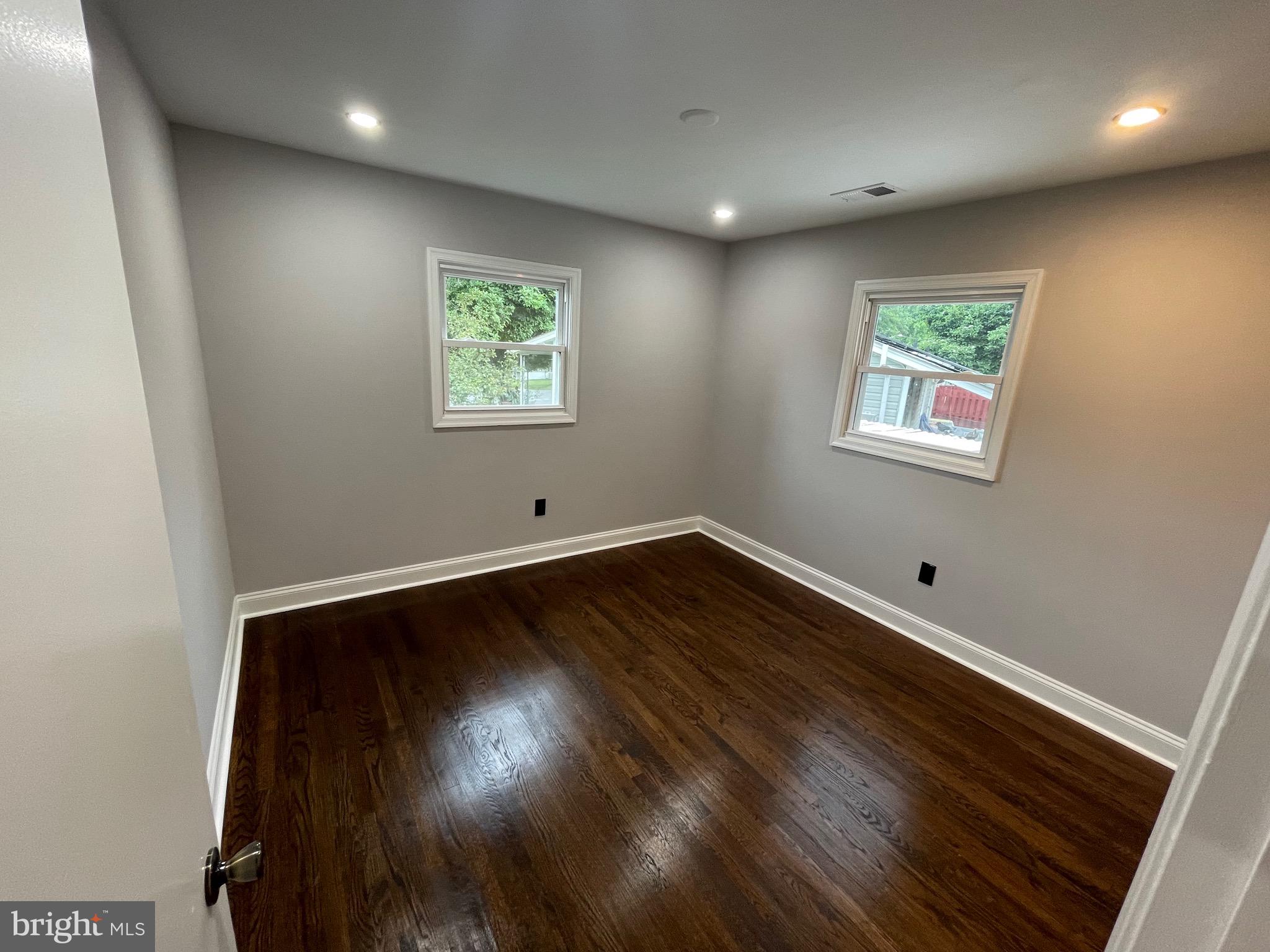 124 Rawlings Road Gaithersburg, MD 20877 - Photo 34 of 46 Gallery Image 34