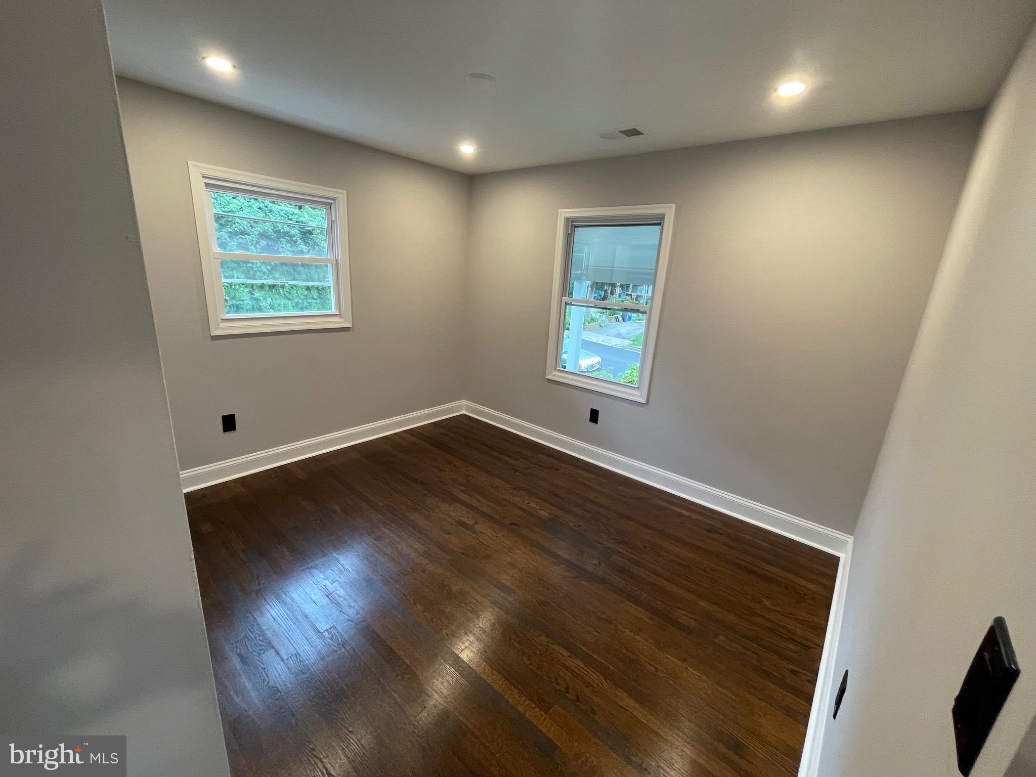 124 Rawlings Road Gaithersburg, MD 20877 - Photo 39 of 46 Gallery Image 39