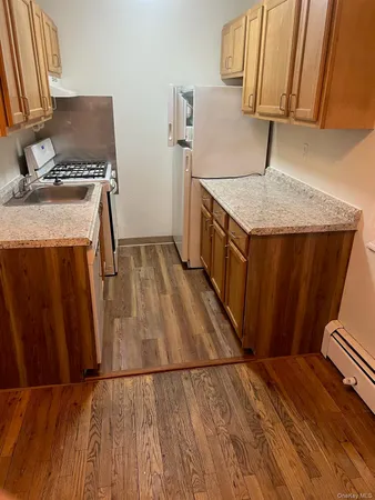$2,000 | 2103 Barclay Manor, Unit 21C, Newburgh, NY 12550