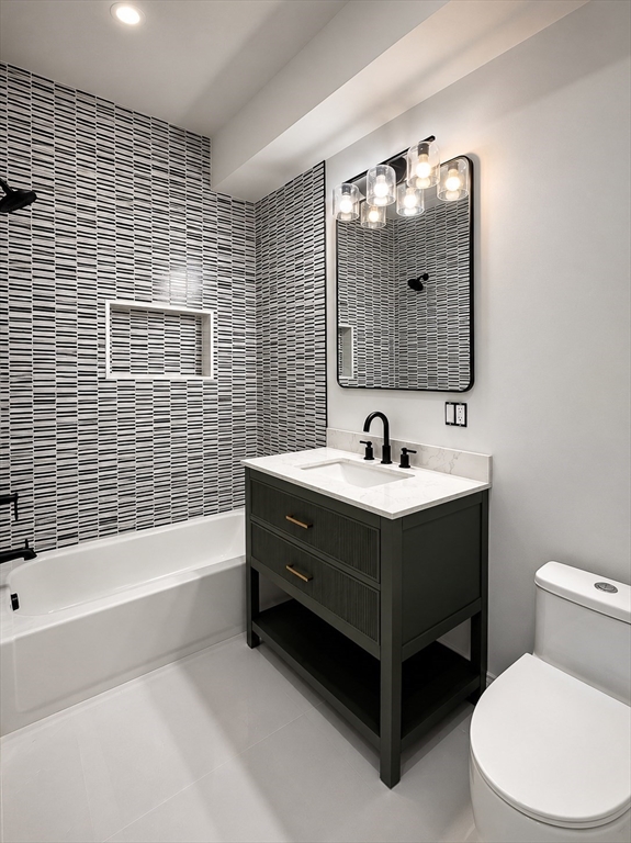 31 Westmore Road, Unit 31 Boston, MA 02126 - Photo 12 of 21
