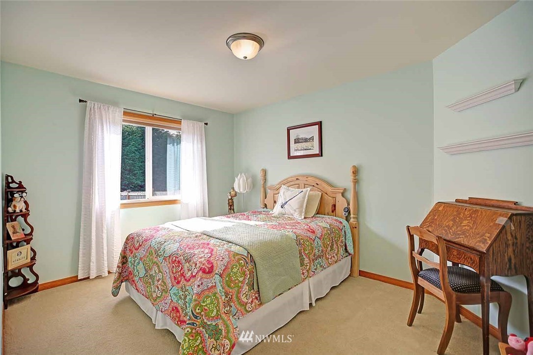 585 South Camano Ridge Road Camano Island, WA 98282 - Photo 15 of 25 Gallery Image 15