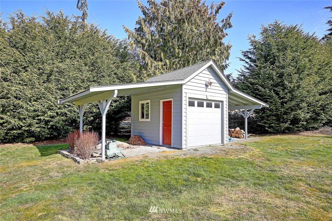 585 South Camano Ridge Road Camano Island, WA 98282 - Photo 22 of 25 Gallery Image 22
