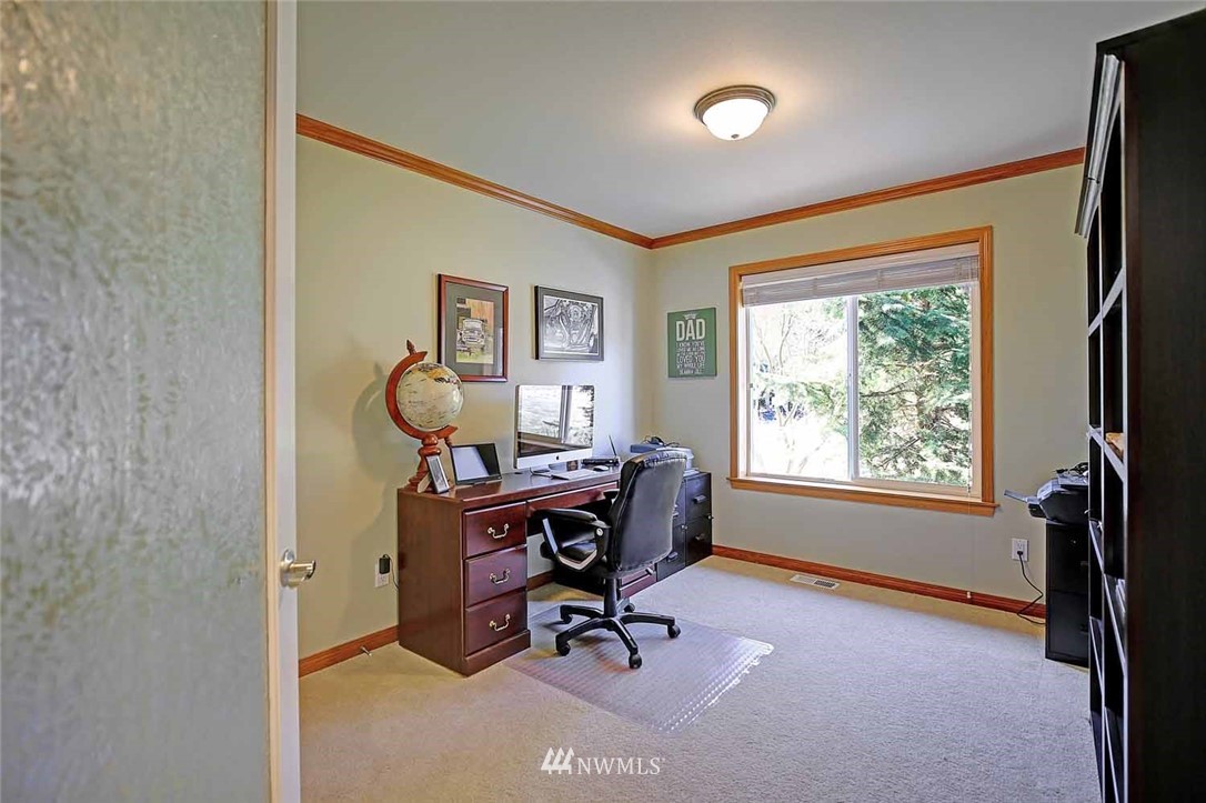 585 South Camano Ridge Road Camano Island, WA 98282 - Photo 5 of 25 Gallery Image 5