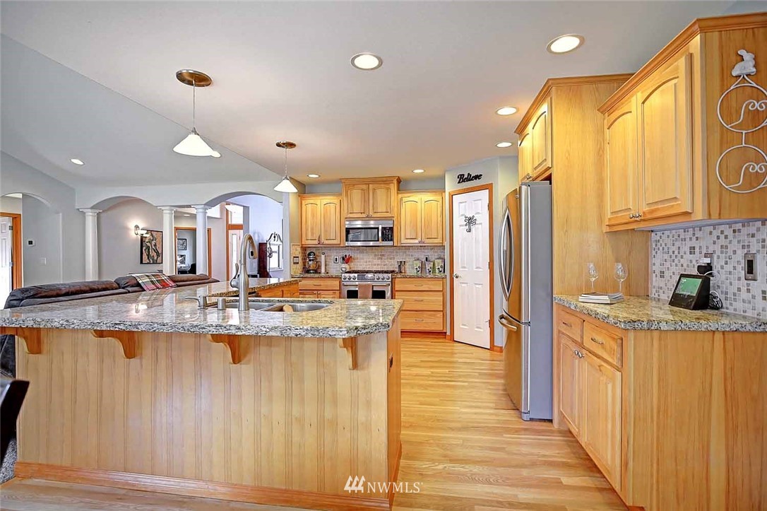 585 South Camano Ridge Road Camano Island, WA 98282 - Photo 9 of 25 Gallery Image 9