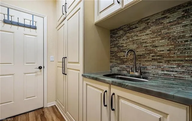 a close view of sink and tap